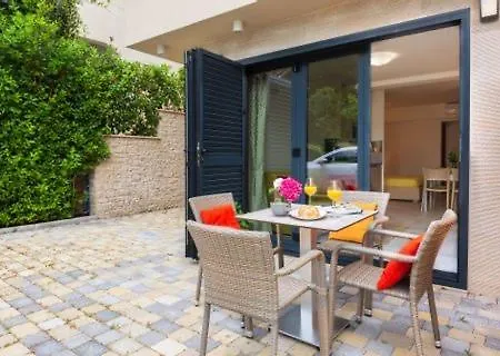 דירה Reana ברלה