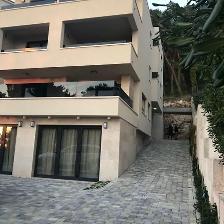 דירה Reana ברלה